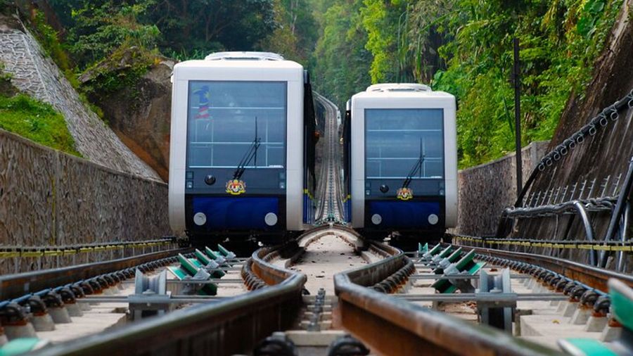 Private Tour: Full Day Center Penang Island Tour