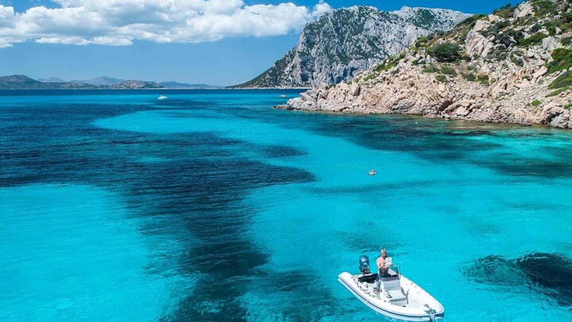 Navio à vela de Porto San Paolo (S.Teodoro-Olbia) para Tavolara, Molara