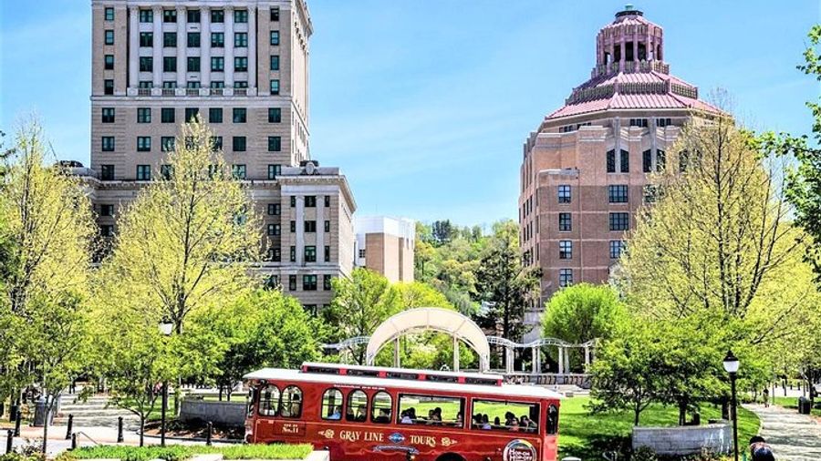 Asheville Hop-On Hop-Off Trolley Tour With Live Narration