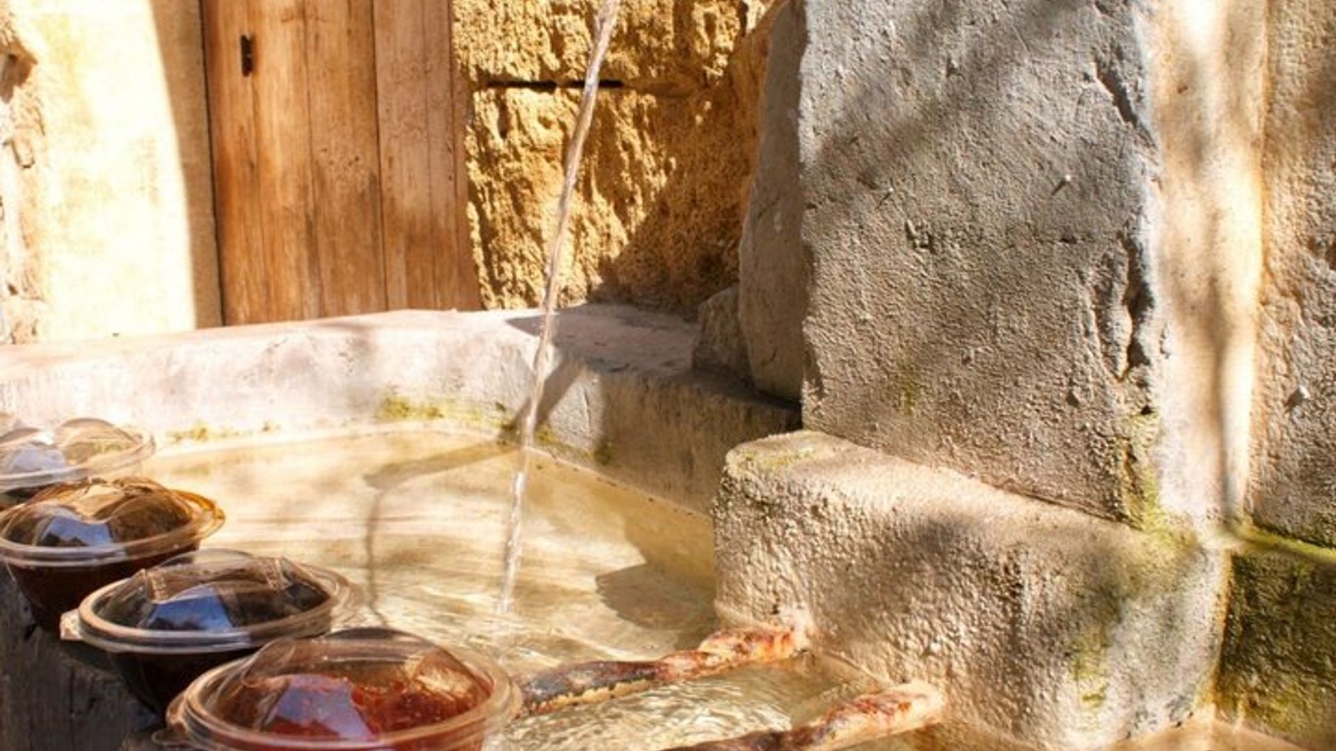 Paseo gastronómico gourmet para grupos pequeños por Aix-en-Provence