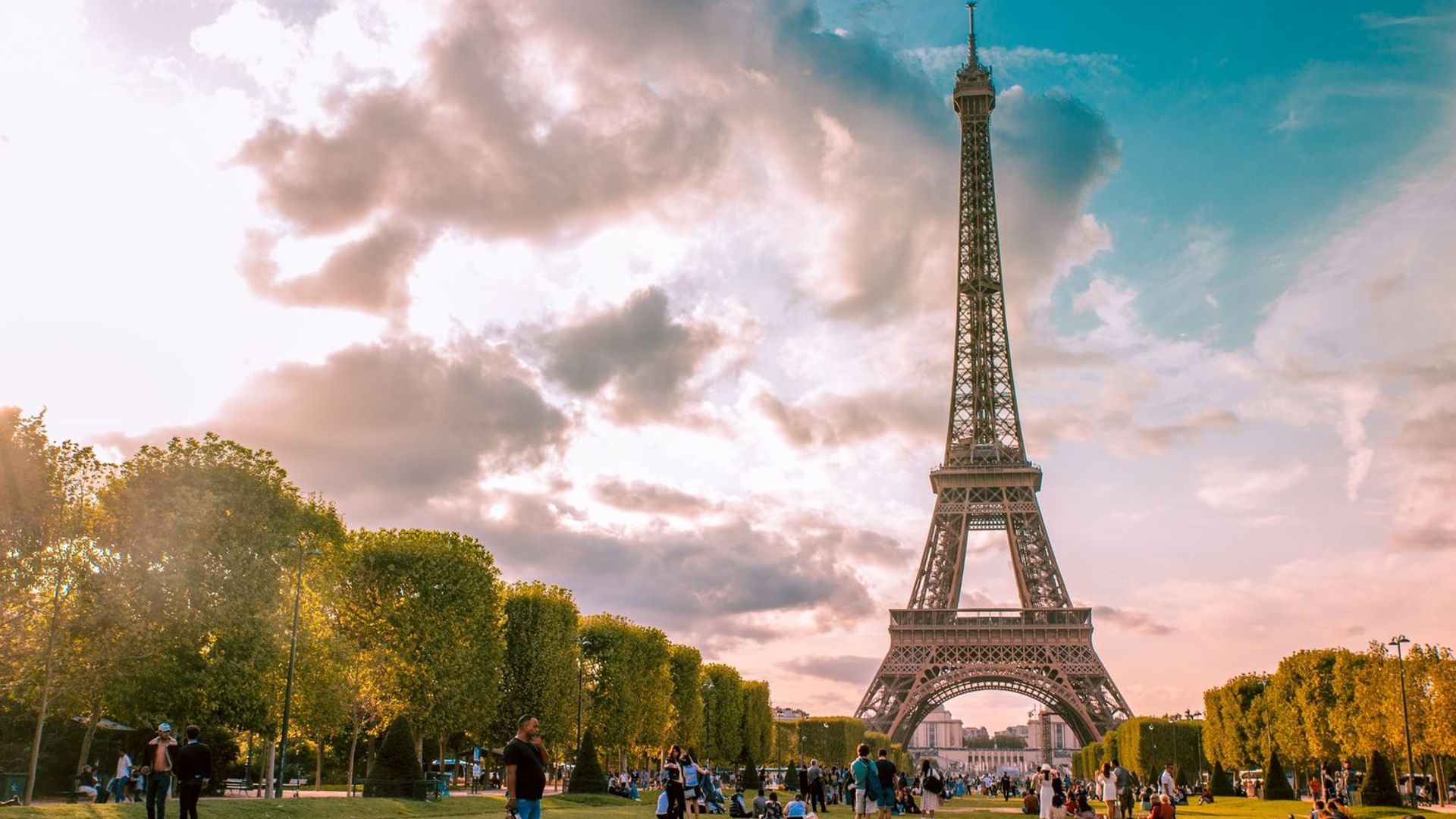 Iconic Eiffel Tower – Skip the Line Ticket & Self-Guided Tour
