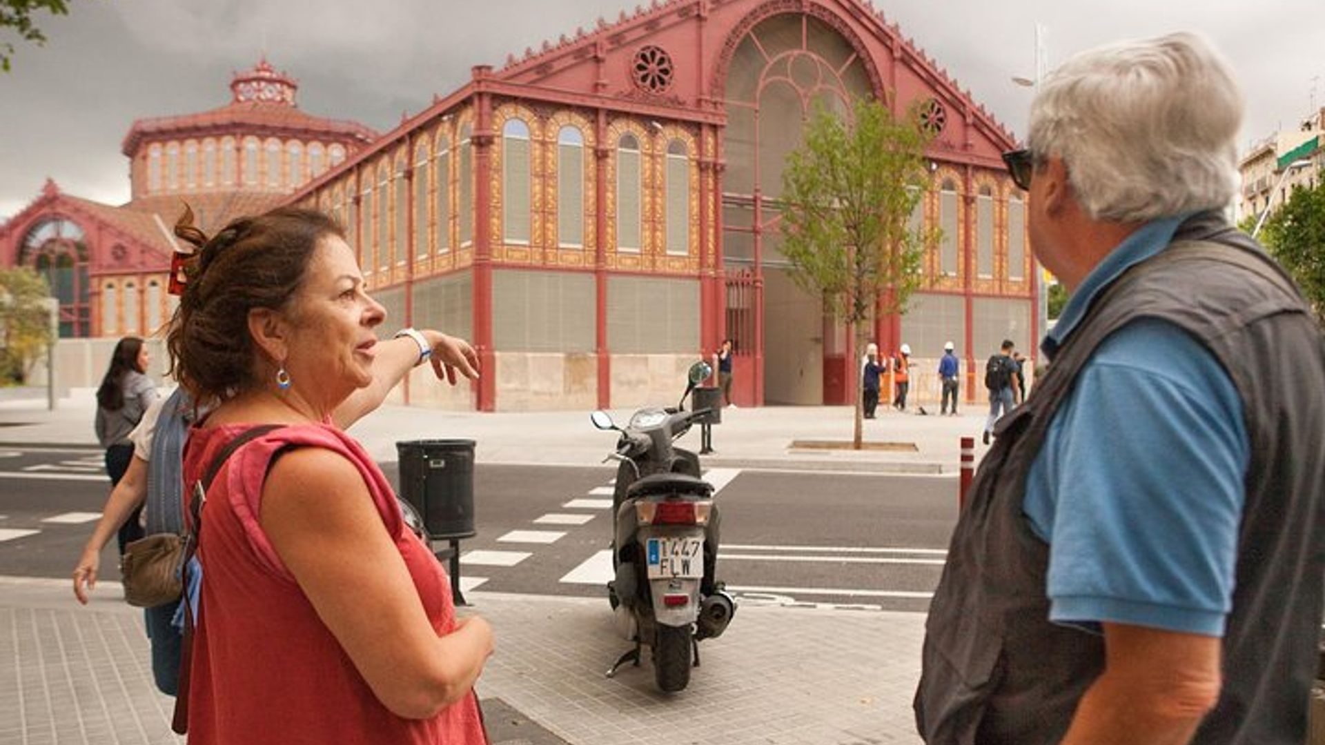 Alternative Barcelona - Raval Quarter Private Walking Tour