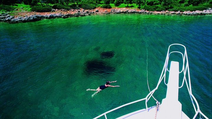 Side: Lazy Day Boat Trip