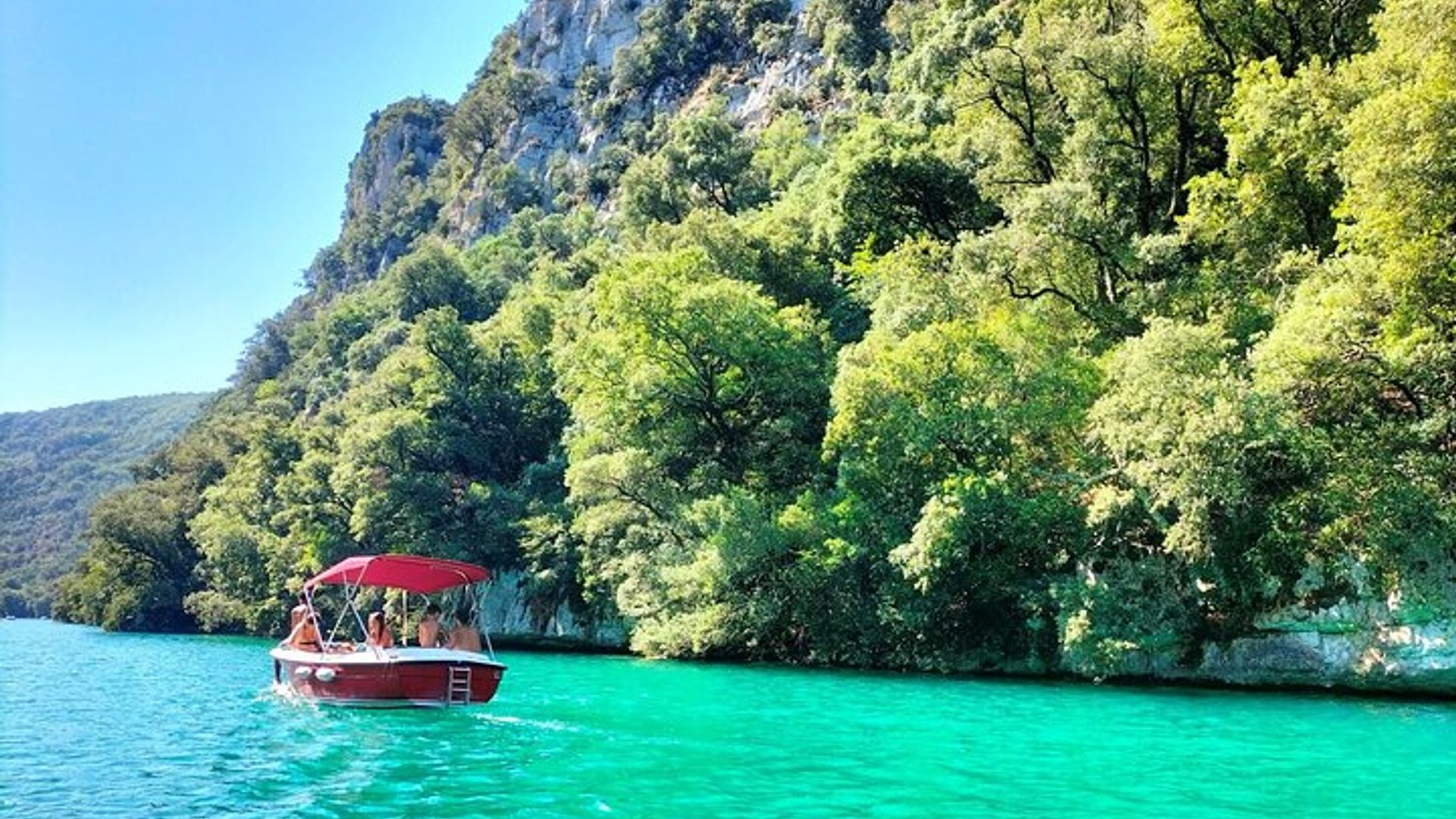 Gorges du Verdon : lavandes, pique-nique en bateau dans le canyon et villages