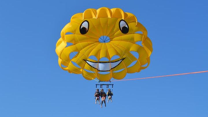 Destin 1.5-Hour Parasailing Adventure
