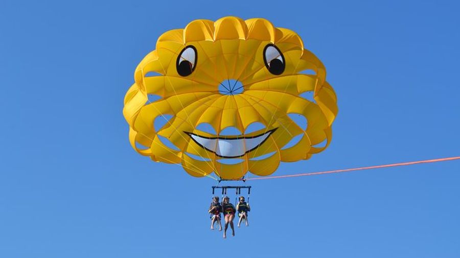 Destin 1.5-Hour Parasailing Adventure