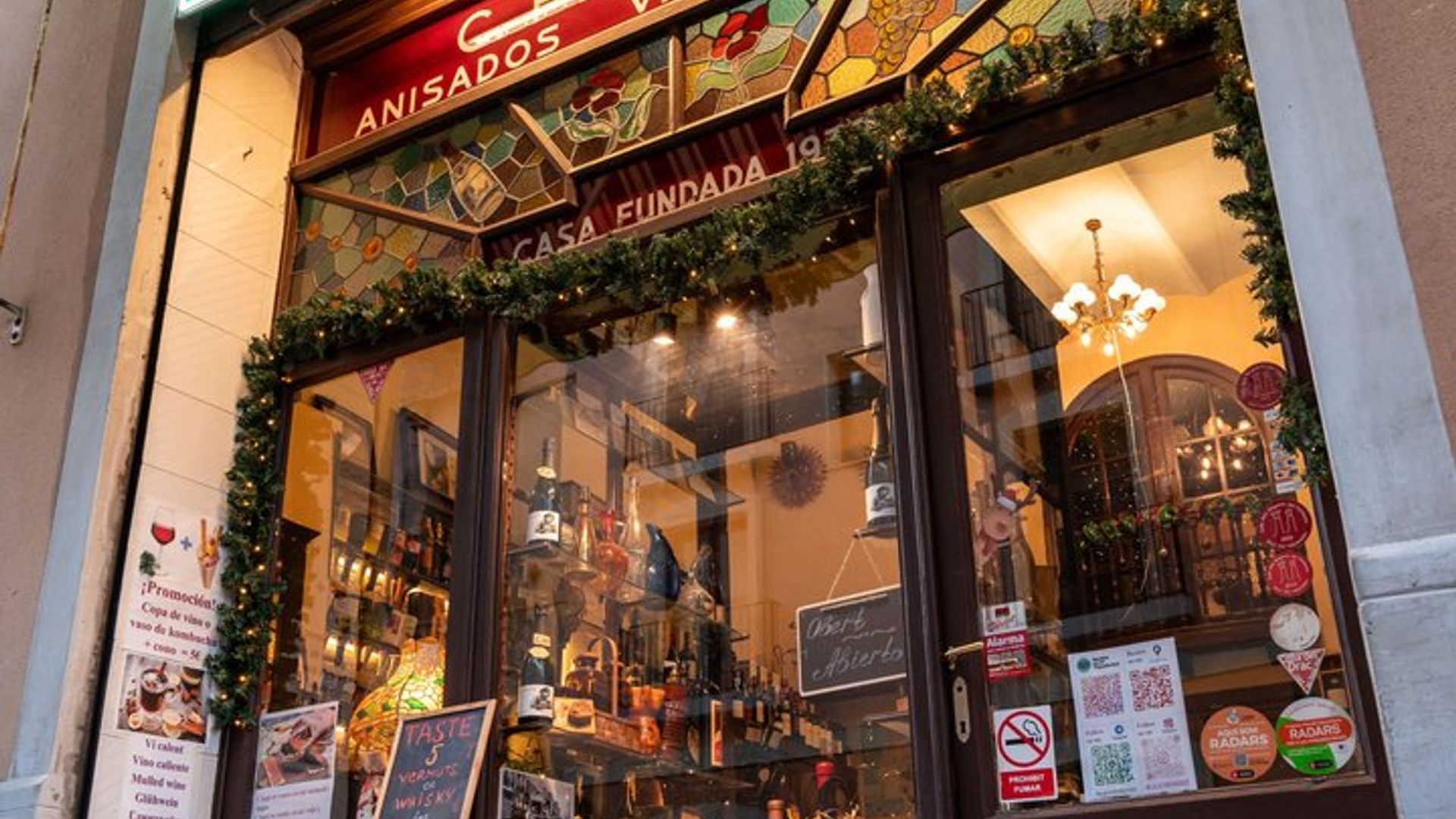 Barcelona Wine Tasting Experience in La Licorera Est. 1932