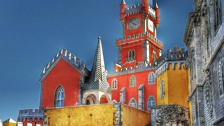 Private Sintra, Pena Palace, and Cascais Tour
