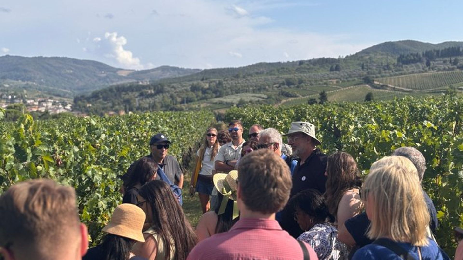 Florence to Tuscan Countryside Small-Group Wine Tasting Tour