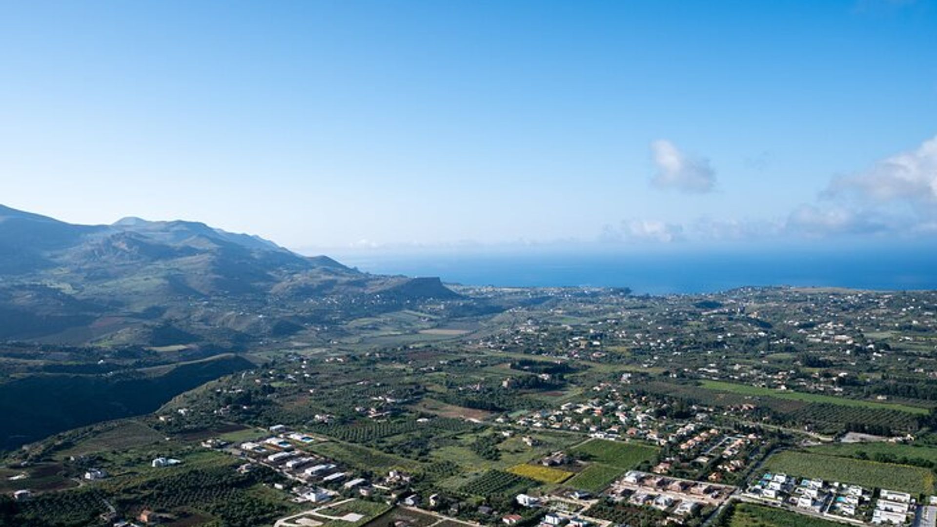 Palermo: Guided Small-Group Paragliding Flight