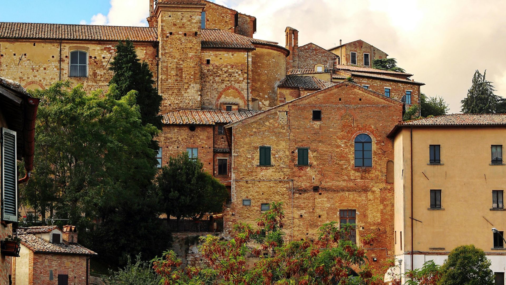 Val d'Orcia Masterpiece: E-Bike, Brunello & UNESCO Views