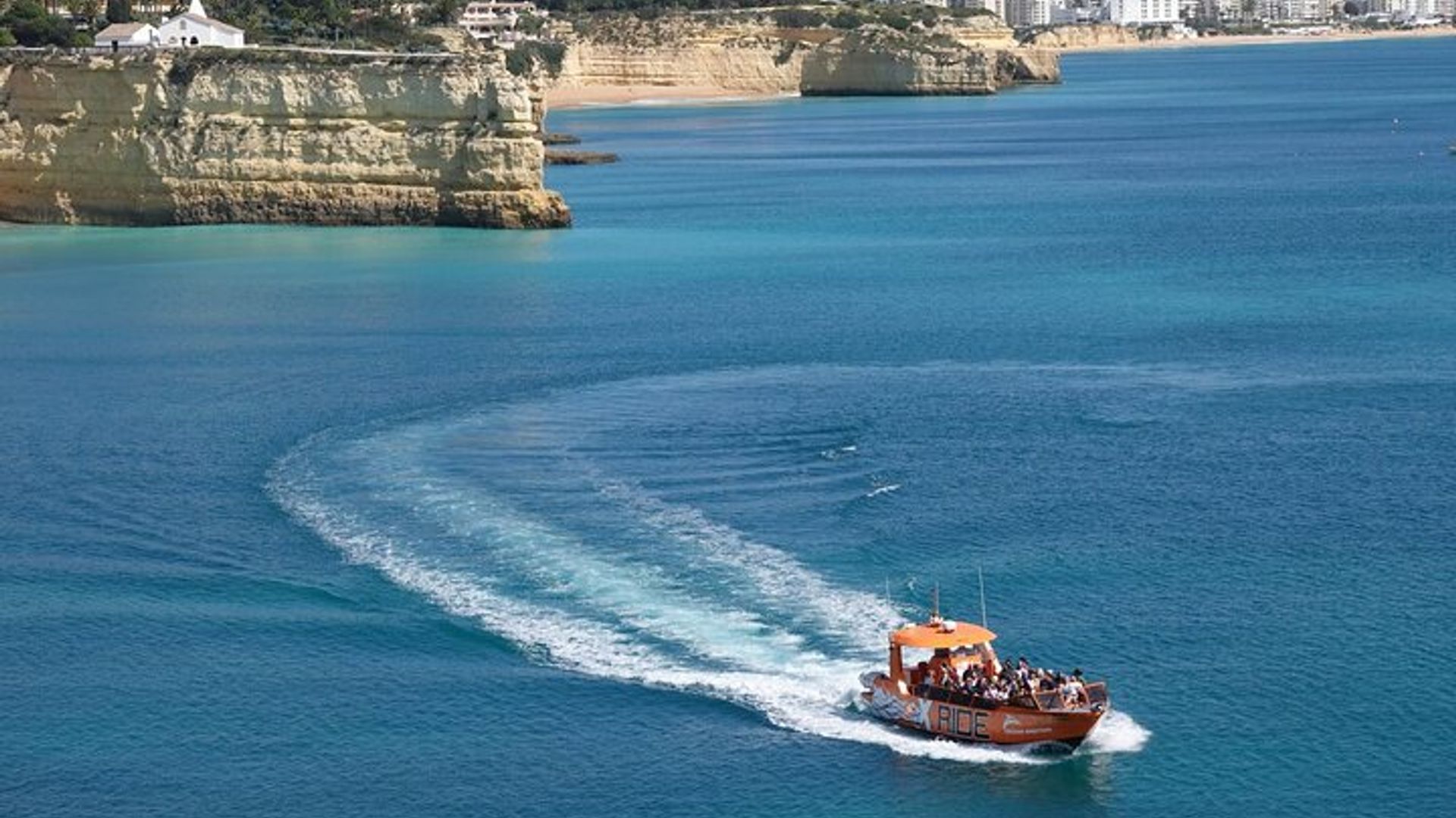 Croisière avec les dauphins et les grottes de l'Algarve avec la grotte de Benagil