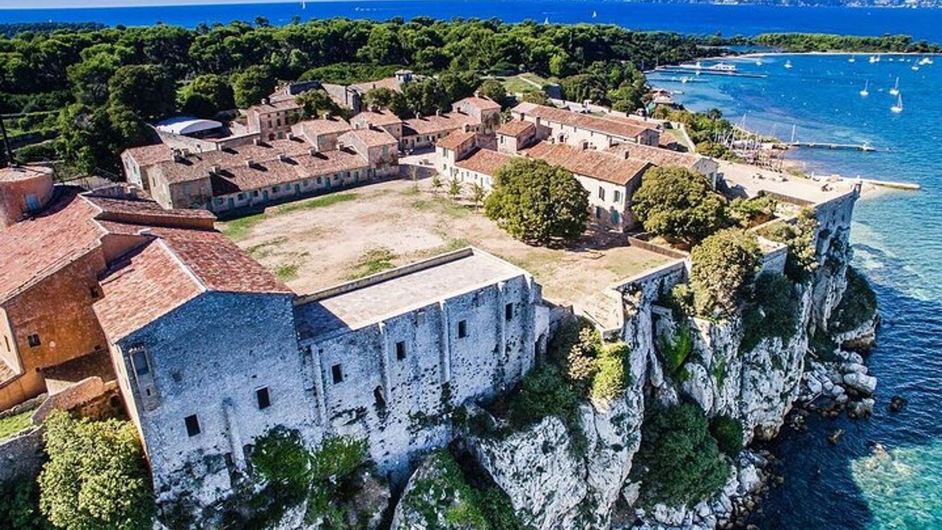 Crucero de lujo privado de día completo - un viaje sereno a las islas