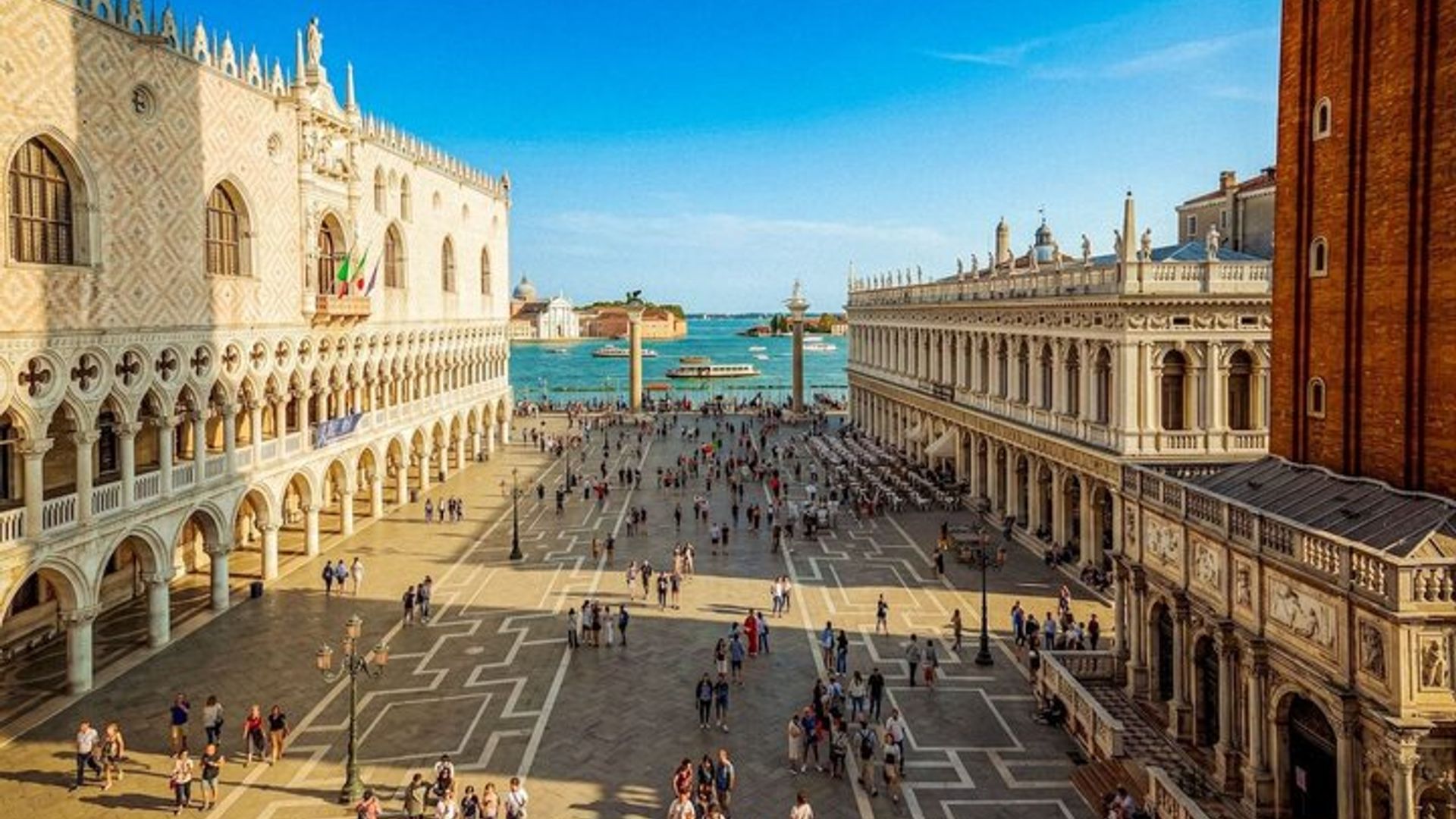 Venice Private Fast Track Tour St Mark and Doge Palace