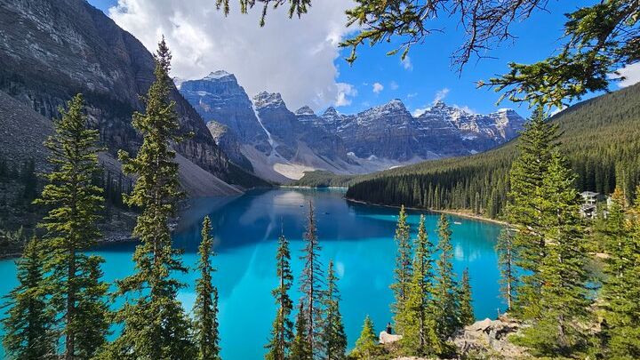 Lake Louise and Moraine Lake Full Day Tour