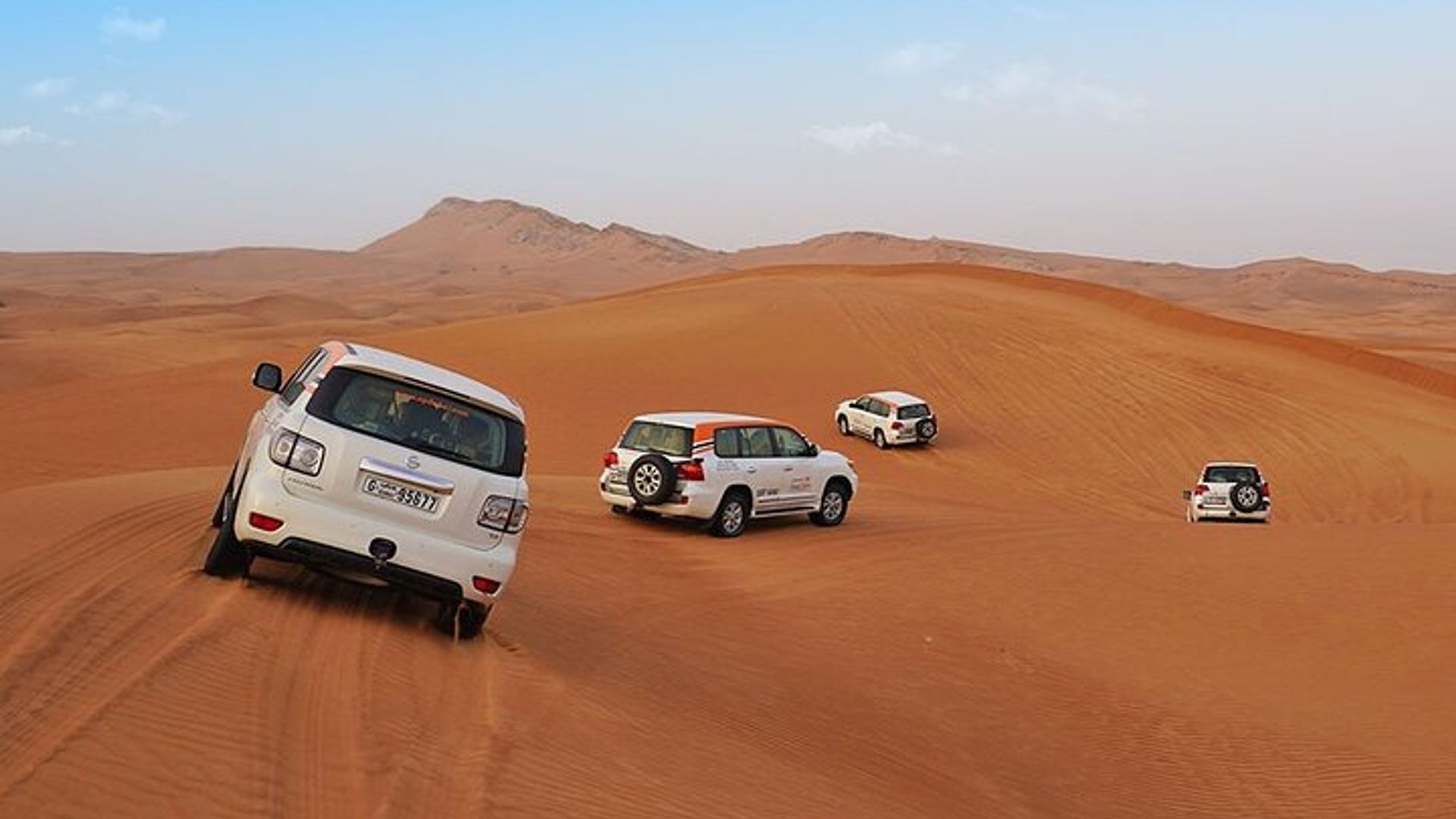 Dubai Desert Safari Tour with BBQ Dinner On Private Basis.