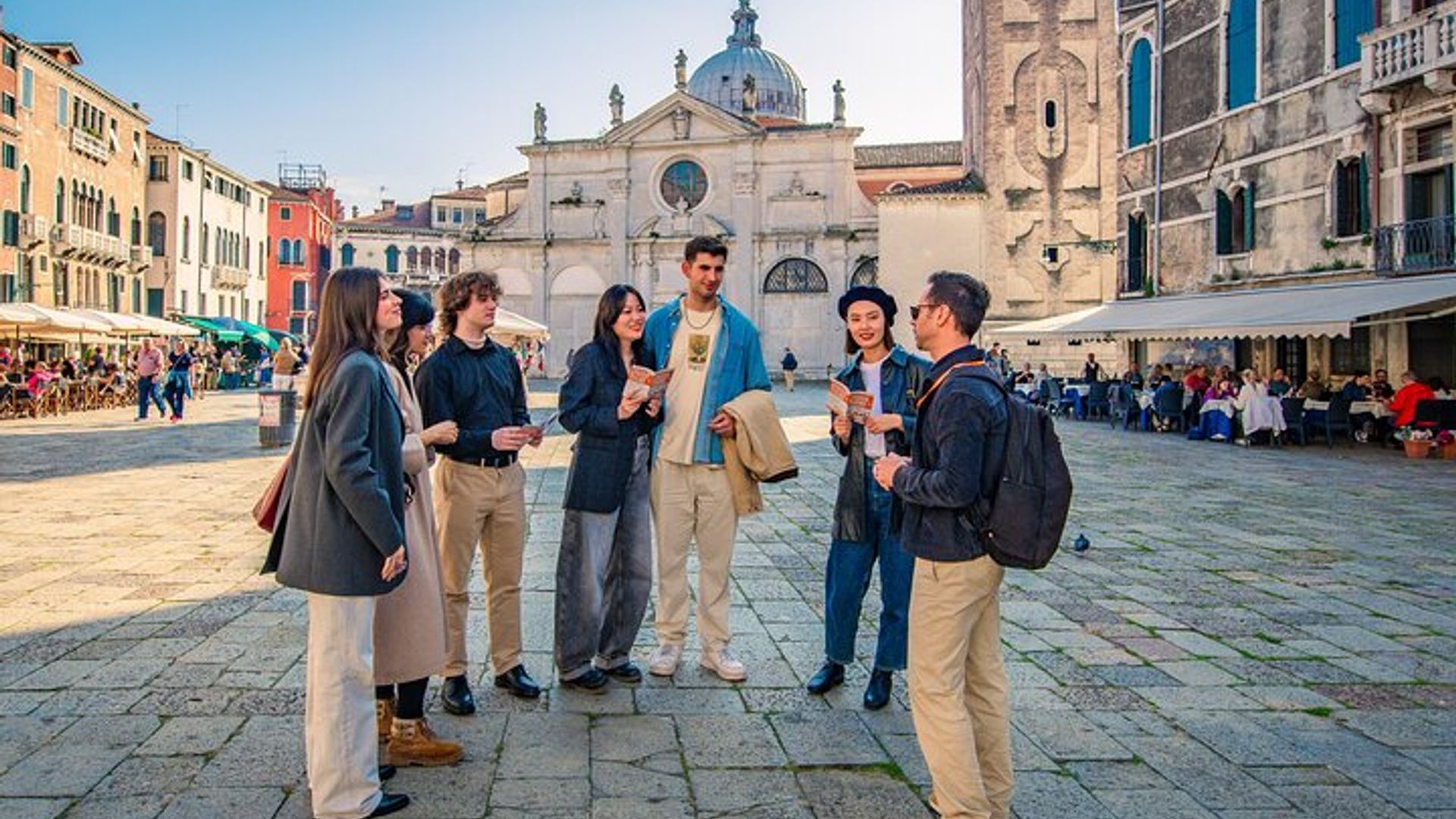 Venice Walking Tour & Gondola Ride: Explore the City’s Heart