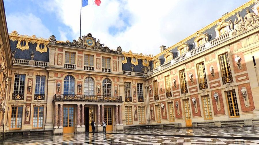 Versailles and Gardens Tour From Paris: Small-Group or Private