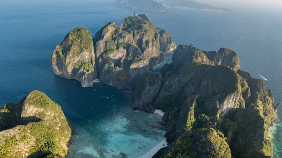 Phi Phi Islands Premium Small-Group Early Tour from Phuket