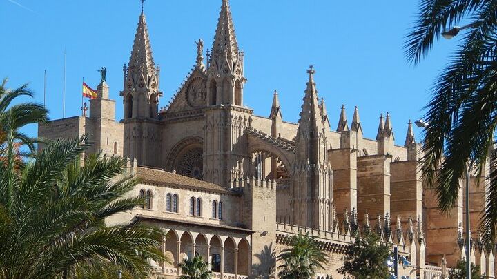 Cathedral of Mallorca Tour
