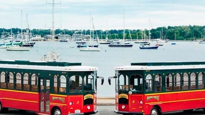 Newport: Trolley Tour and Breaker's Mansion Admission