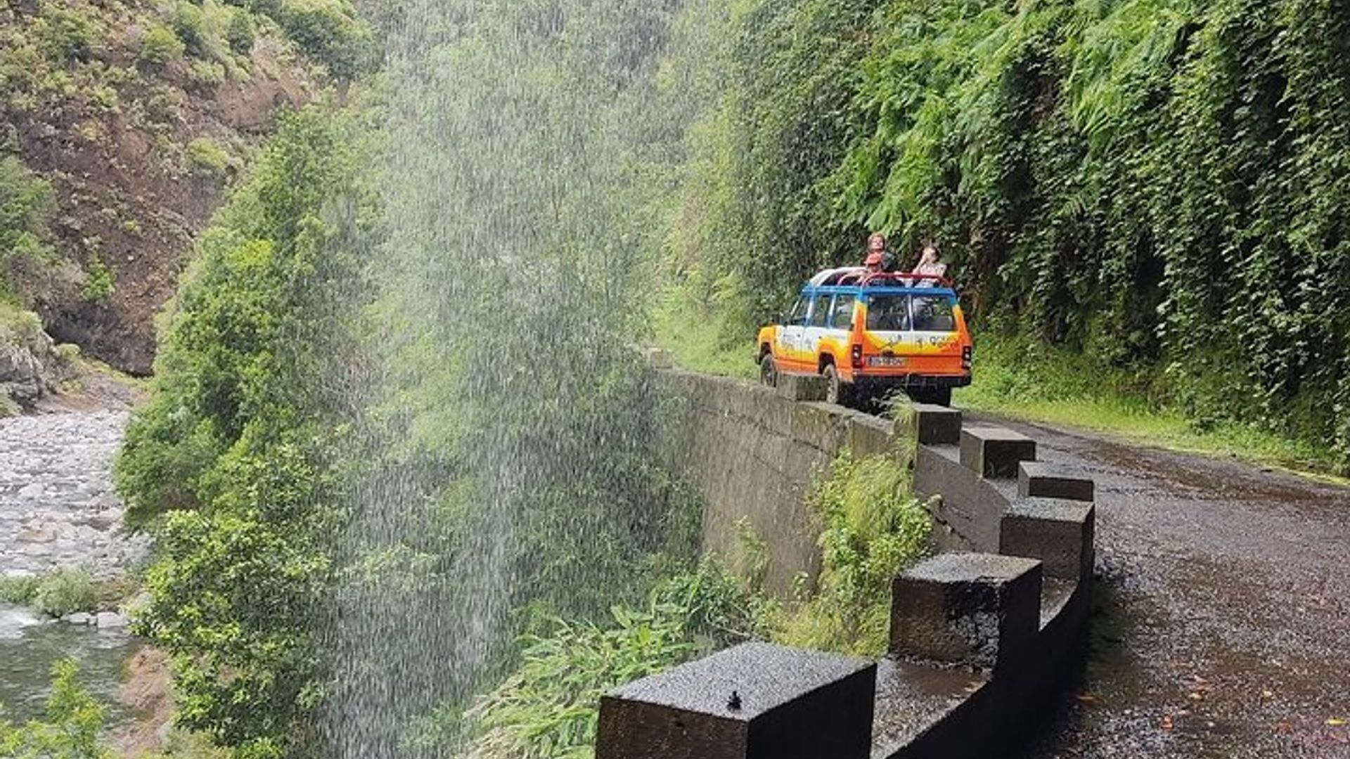 Wine & Cabo Girão Jeep Safari : Unveiling Madeira's Treasures