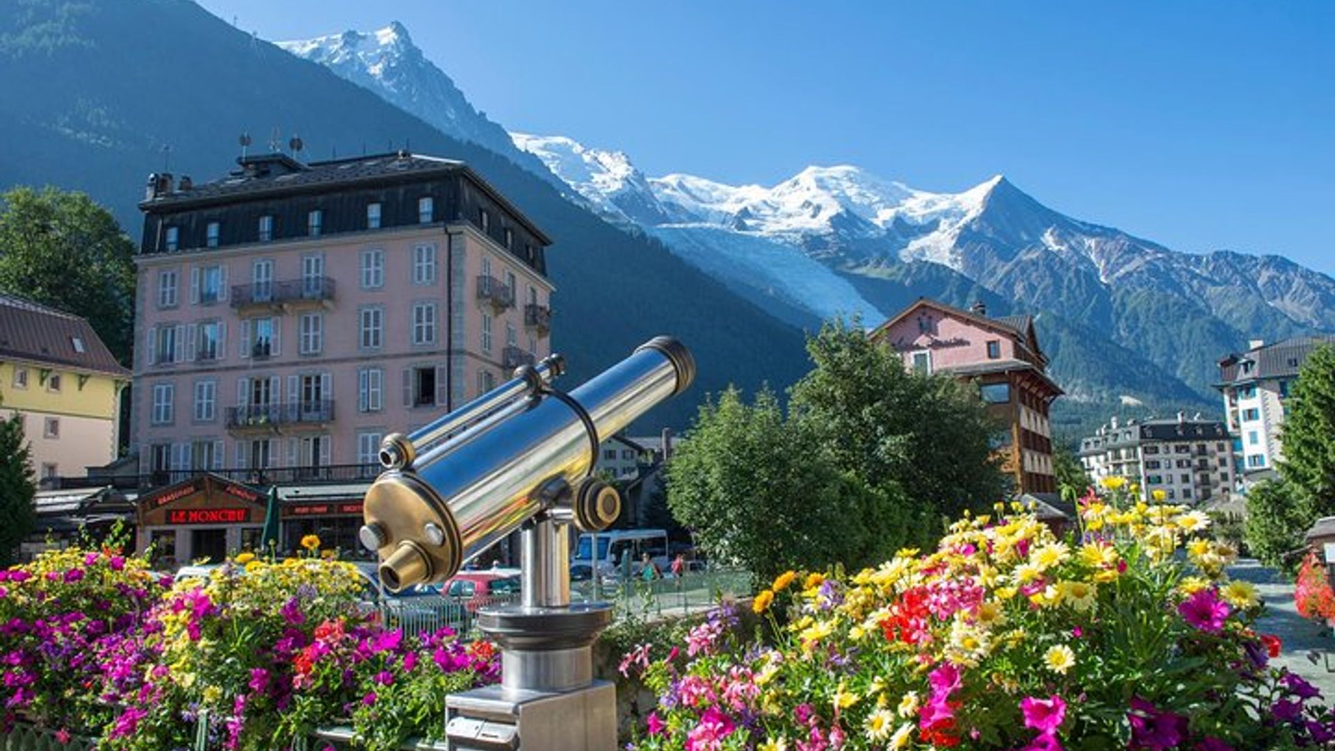 Private Chamonix Day Trip from Geneva with Driver and Hotel Pickup