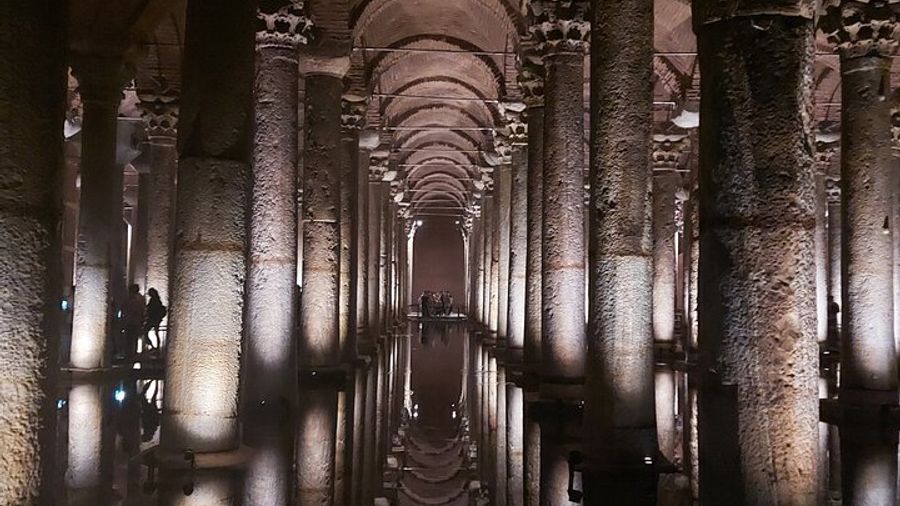 Basilica Cistern (Private Guide & No waiting) Ticket not included