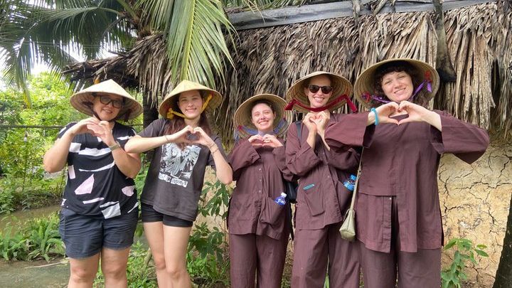 2-Day Mekong Homestay: Cycling & Kayaking at Family Tiny Garden