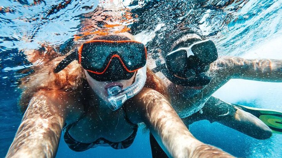 Half day Caracas Bay Snorkelling Adventure