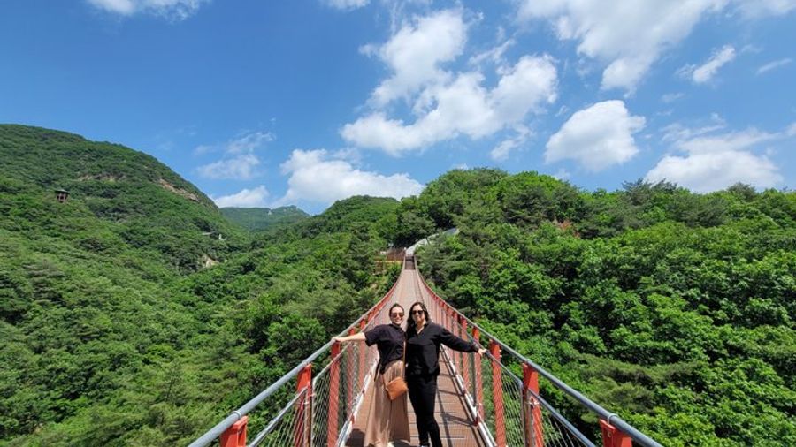 Exclusive small Group DMZ Tour with Hotel pickup&dropoff