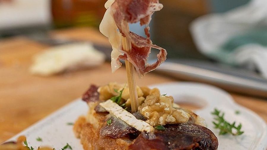 Bilbao Small-Group Pintxos Cooking Class With Unlimited Drinks