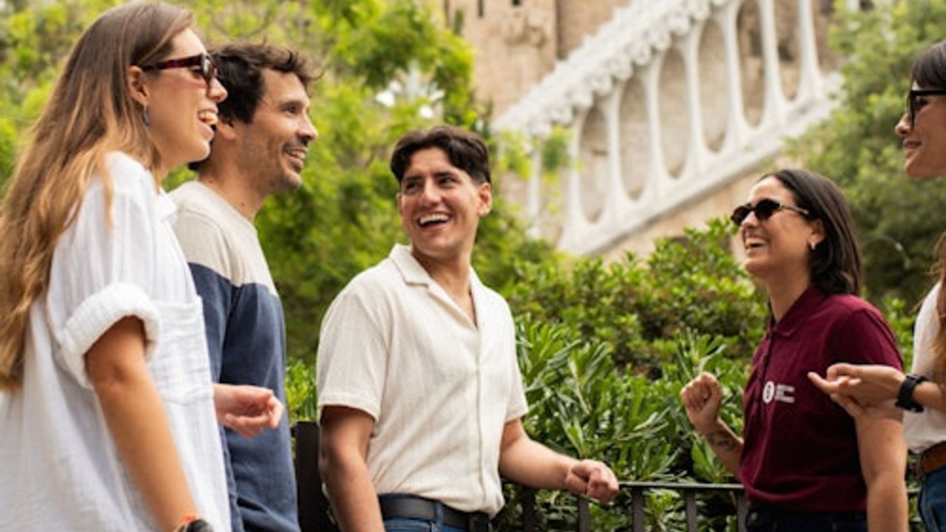 Park Güell & Sagrada Familia: Skip The Line Ticket + Guided Tour + Transport
