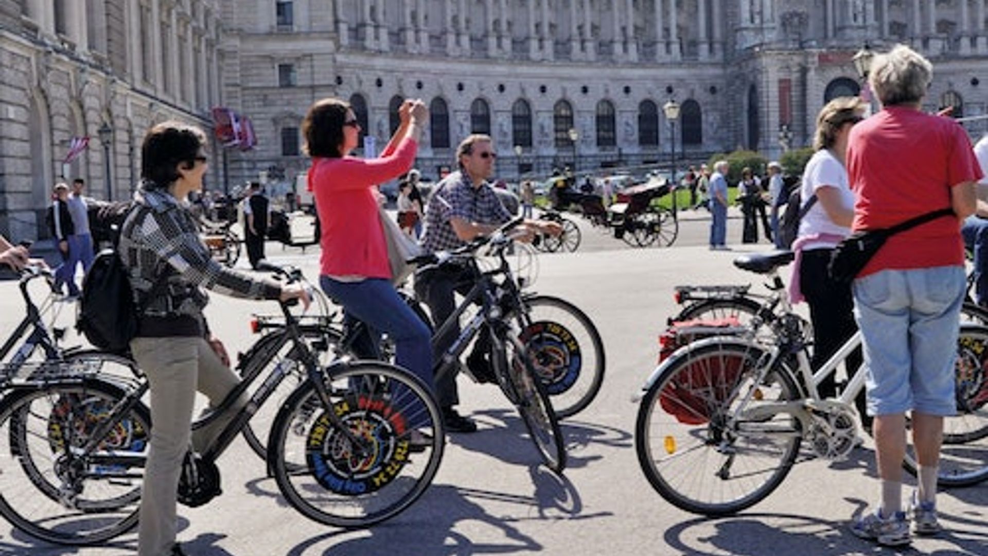 Vienna: Classic Bike Tour