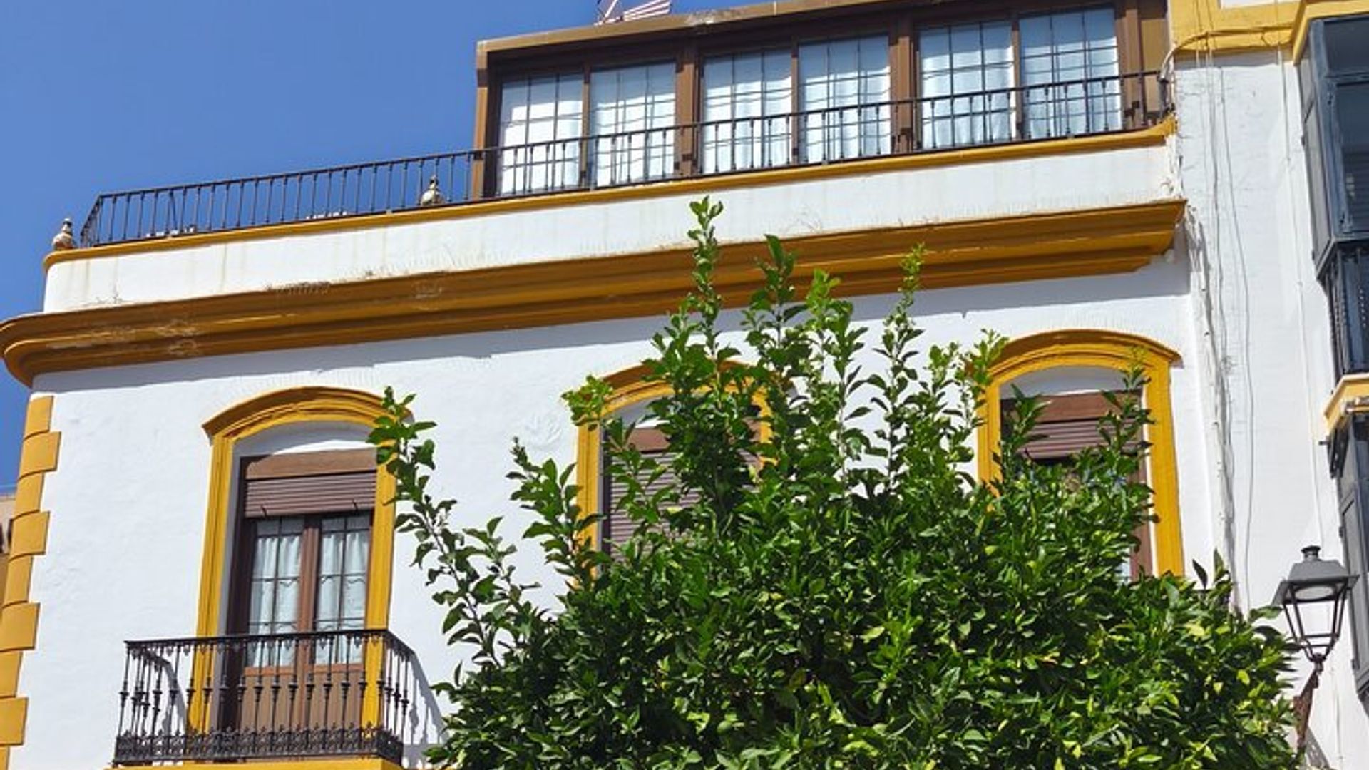 West Algarve Tour Visit Tavira Olhão Market and Ayamonte in Spain