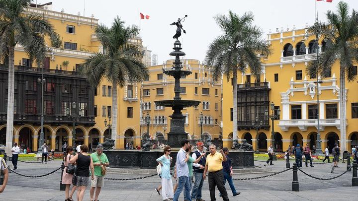 Lima History and Sightseeing Tour with San Francisco Monastery