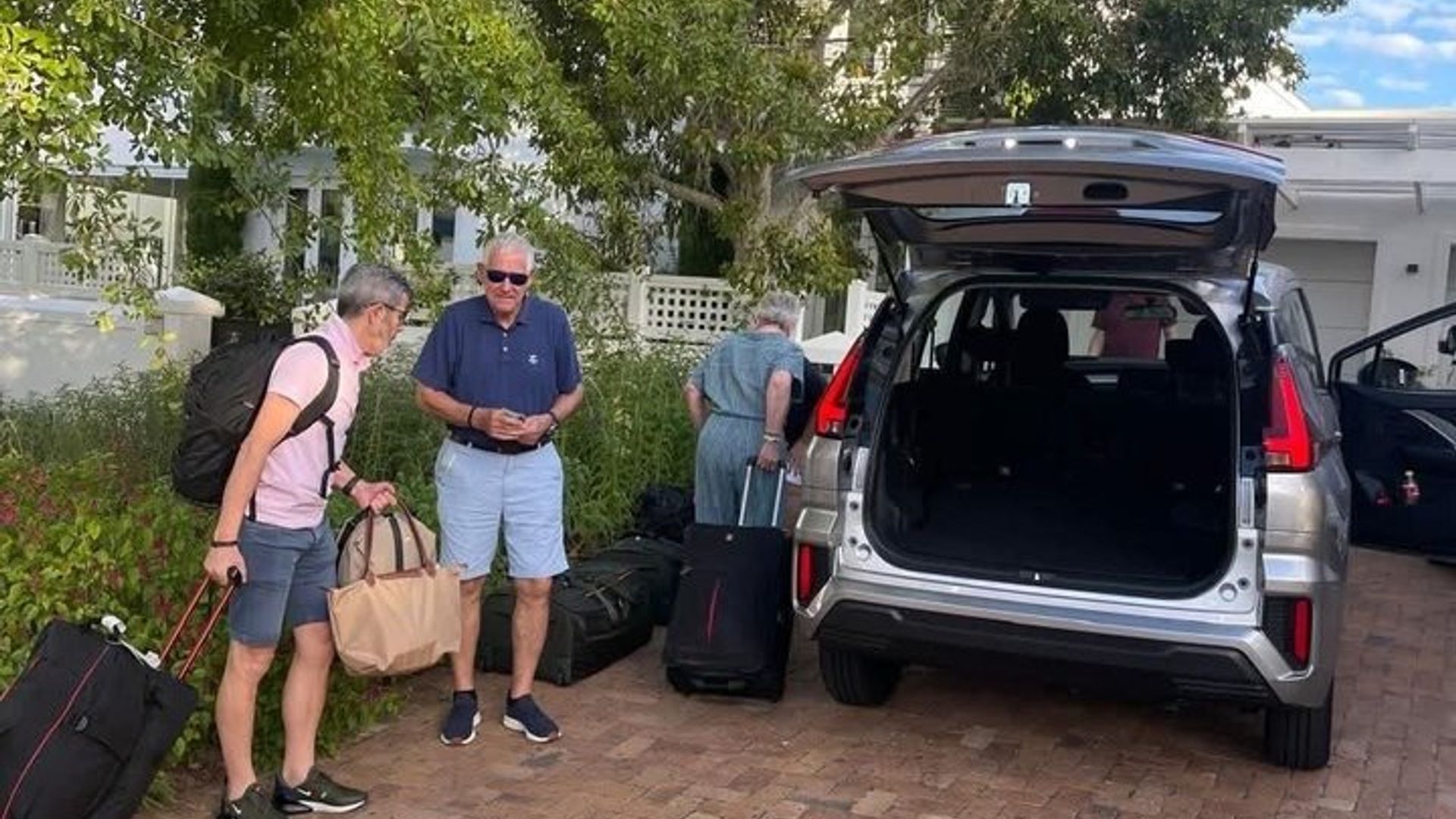 Transfert aéroport privé Visites guidées LE CAP