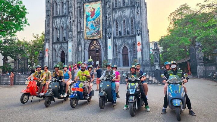 Small-Group Half-Day Vespa Tour with Food Stops, Hanoi