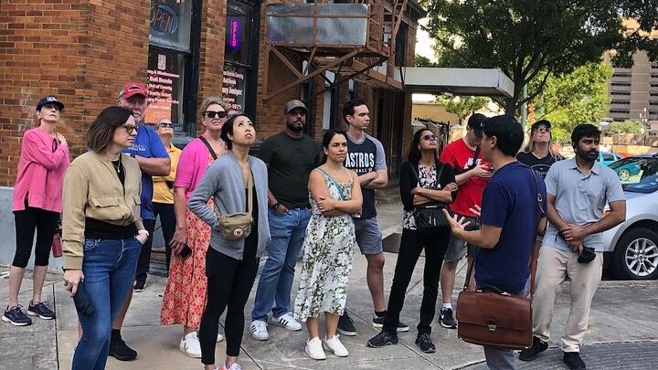 Houston Walking Tour: History, Architecture, Street Art