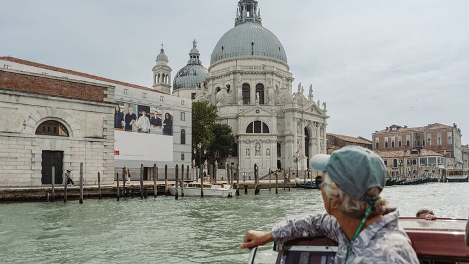 Private Luxury Boat Tour in Venice with Local Guide