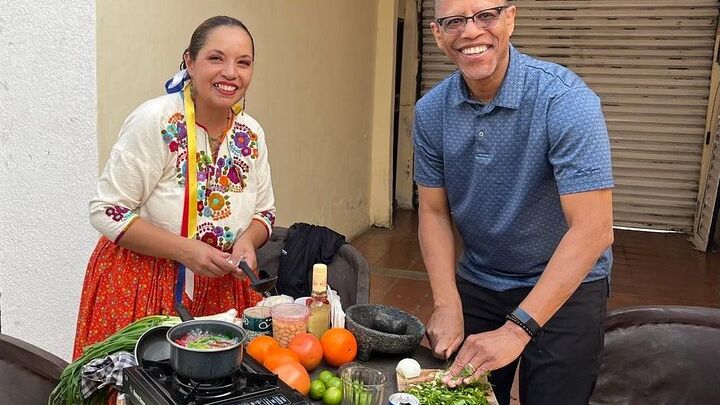 Hidden Kitchen : The Market Challenge in Guadalajara with Noemi