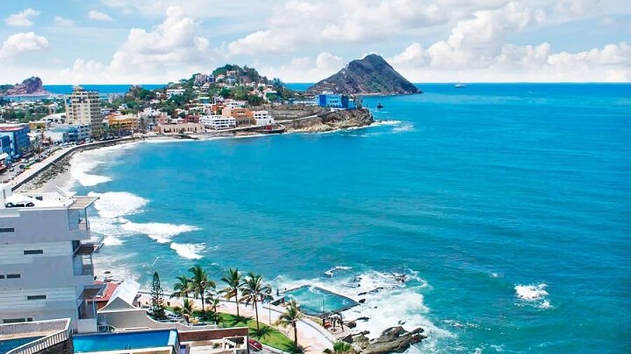 Round transfer airport to hotel in Mazatlán
