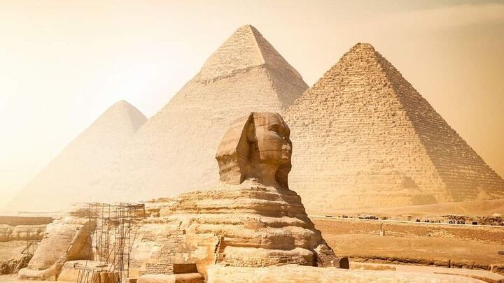 Giza Pyramids Half-Day Private Guided Tour with Hotel Pickup