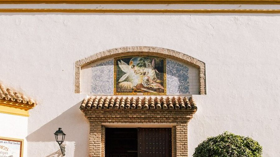 Marbella Private Walking Tour With Olive Oil Tasting