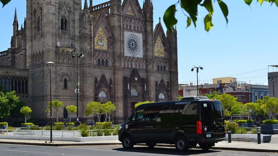 Private Transfer from Guadalajara Airport to Hotels