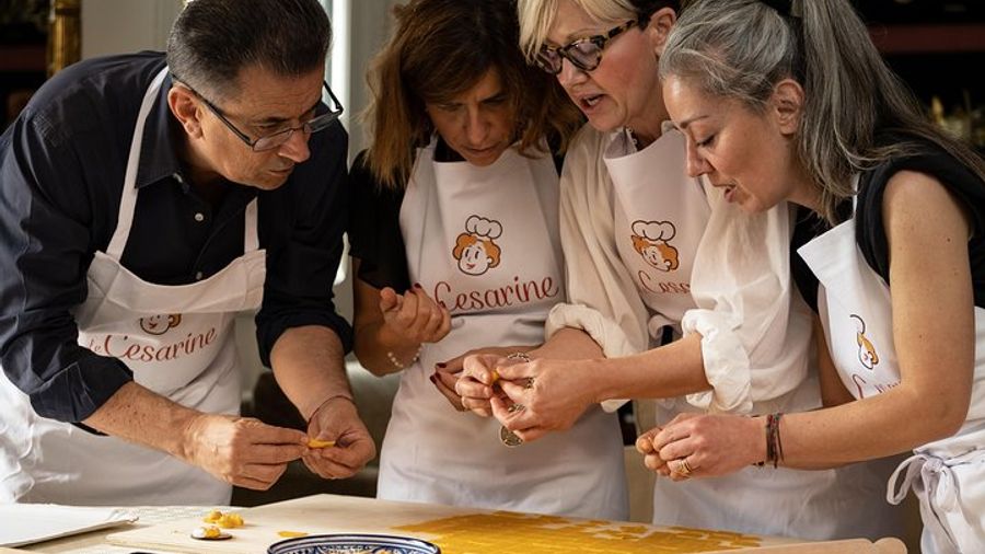 Bologna Small-Group Pasta and Tiramisù Cooking Class