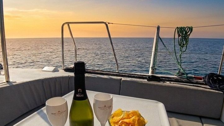 Benalmádena Small-Group Catamaran Tour and Dolphin Spotting