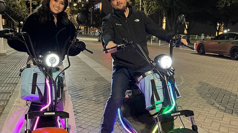 Dallas Sightseeing Small-Group Nighttime E-Scooter Tour