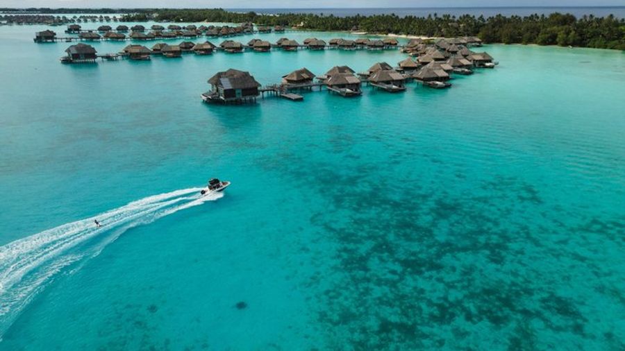Bora Bora Watersports Center : Wakeboard-Ski-Tube-Foil