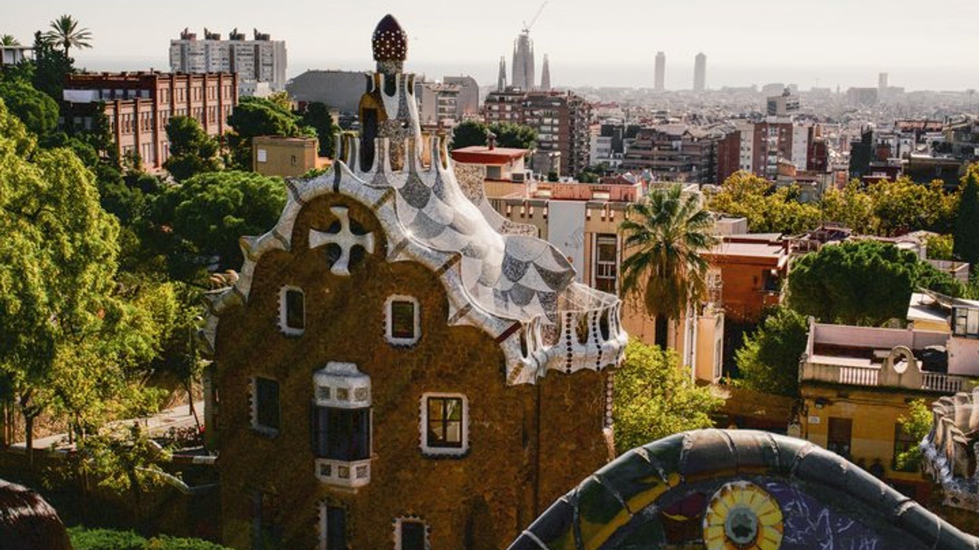 Private Park Güell Guided Tour:Skip the Line & Expert Local Guide